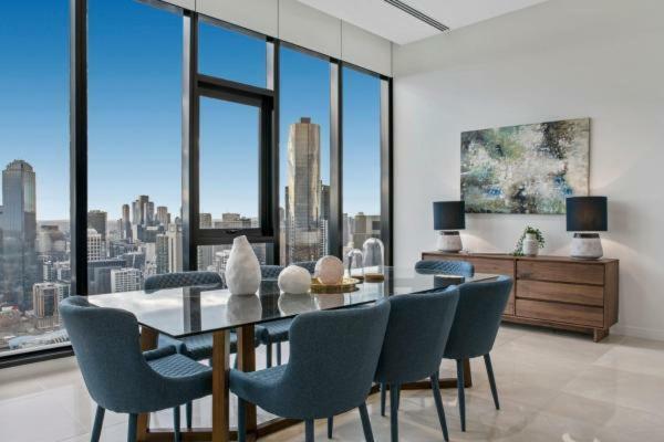 Experience Platinum Hotel Apartments Мелбърн Екстериор снимка