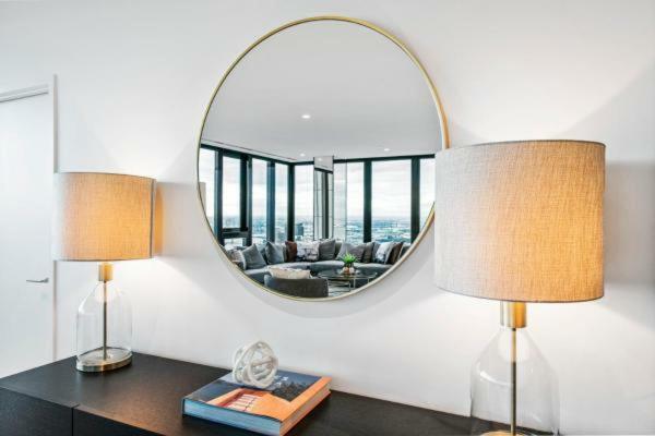 Experience Platinum Hotel Apartments Мелбърн Екстериор снимка